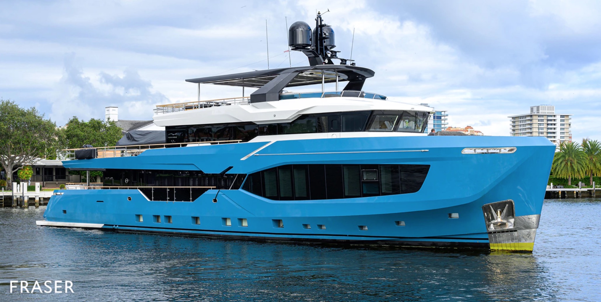AMORE yacht for charter